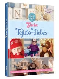 Una obra que pone a su alcance la posibilidad de tejer el ajuar del bebé y recibirlo con prendas suaves y abrigadas, con todo el amor de un ser querido. Contiene técnicas y patrones para tejer a dos agujas, para realizar gorros, saquitos, pantalones y hasta divertidos juguetes. Incluye explicaciones paso a paso y gráficos.