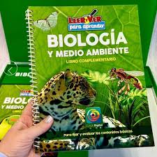 • 1 volumen de 96 páginas. • 1 volumen de 64 páginas, anillado. • Formato 21,5 x 27,5 cm. • 10 imágenes integradoras de 50 x 70 cm. • Presentación en estuche contenedor.